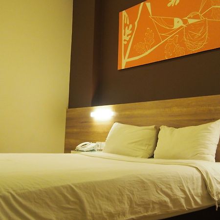G7 Hotel Jakarta Bagian luar foto